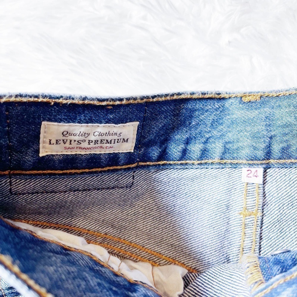 Levi's Blue Denim Button Down Distressed Jean Ski… - image 3